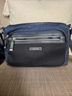 Calvin Klein Navy and Black Messenger Crossbody Bag
